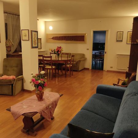Attico Διαμέρισμα Πιτιλιάνο Εξωτερικό φωτογραφία