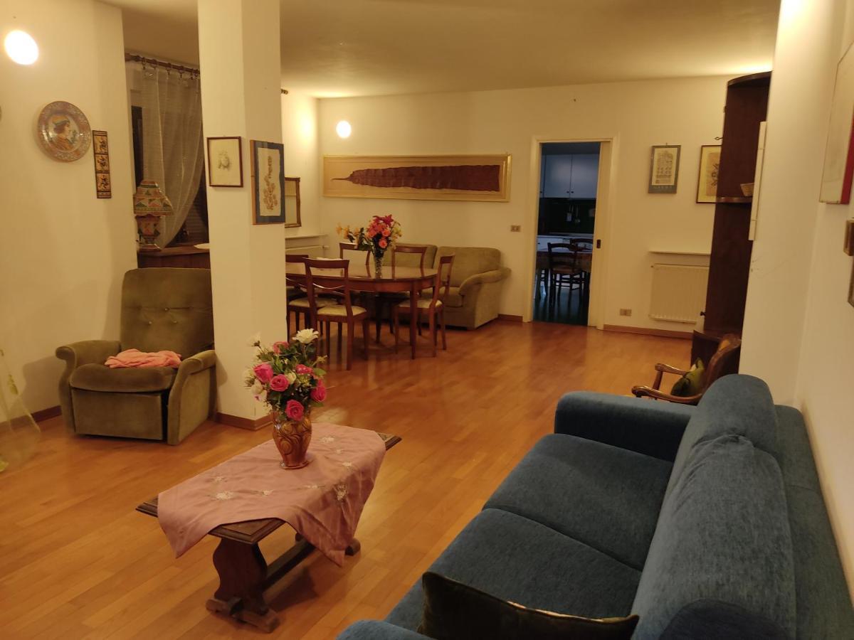 Attico Διαμέρισμα Πιτιλιάνο Εξωτερικό φωτογραφία
